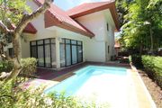 ให้เช่าวิลล่าพร้อมสระว่ายน้ำ โครงการติดสนามกอล์ฟแหลมฉบังคลับ /Pool Villa 4 BR next to Laem Chabang Golf Club