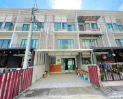 ขายทาวน์โฮมถนนกัลปพฤกษ์ ทำเลดี ใกล้สาทร 4นอน 18.5 ตร.ว. พร้อมอยู่