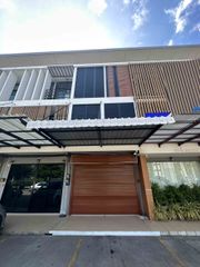 A5MG2154 ให้เช่าอาคารสำนักงาน  Office  4 ห้องนอน 4 ห้องน้ำ   1 ห้องครัว  พื้นที่ใช้สอย 16  ตรว. พื้นที่ใช้สอย 156 ตรม.  ให้เช่า 30 ,000บาทต่อเดือน