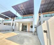 ปล่อยเช่าบ้านเดี่ยว2ชั้นบ้านใหม่พร้อมเฟอร์ฯใหม่ทั้งหมด  โซนหางดงขุนคง ห่างจากถนนใหญ่ ใกล้โรงเรียนนานาชาติลานนา โรงเรียนนานาชาติปัญญาเด่น 