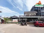 ที่ดินพร้อมบ้านเดี่ยว 2 หลัง ซอยชัยพฤกษ์18 ถนนชัยพฤกษ์ (ใกล้เซ็นทรัลปิ่นเกล้า) ทำเลดี น่าลงทุน เนื้อที่ 823 ตารางวา
