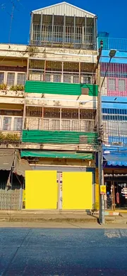 ทำเลค้าขายดี ให้เช่าตึกพาณิชย์ 4.5 ชั้น ถนนคนเดิน นครสวรรค์ ตลาด100ปี  20 ตรว. 325 ตรม. 4นอน 3น้ำ โกสีย์  วิถีเทพ 