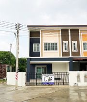 ให้เช่าทาวน์เฮ้าส์ 2 ชั้น โซนบ้านฉาง ระยอง ว่างพร้อมเข้าอยู่