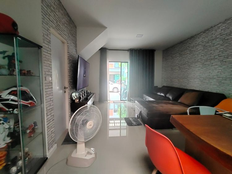 ขายบ้านทาวน์โฮม 2 ชั้น (หลังมุม) หมู่บ้านสิริเพลส เขตบางกรวย , ภาพที่ 4
