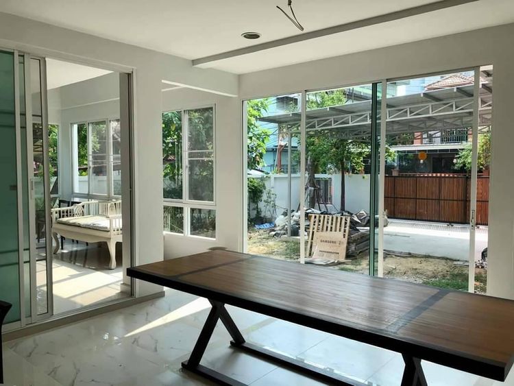 ให้เช่าบ้านเดี่ยว3ชั้นตกแต่งใหม่ทั้งหลังย่านตลาดพูล สไตล์ Modern ใกล้, ภาพที่ 4