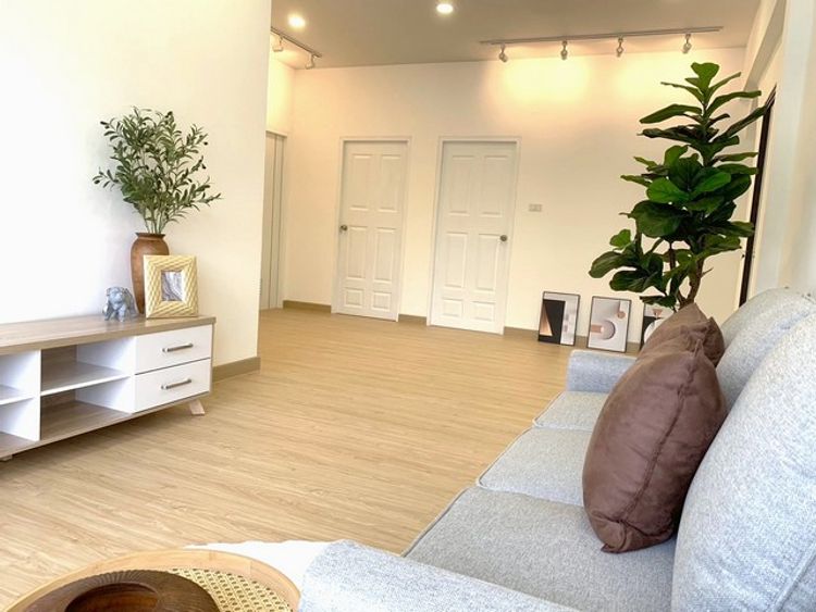 บ้านน่าอยู่ ทำเลแม่ริม เชียงใหม่ สไตล์ Contemporary , ภาพที่ 4