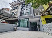 LV52063 ขาย ทาวน์เฮ้าส์ 3 ชั้น วันดารา โมวา สุขุมวิท 77 Wandera Mova Sukhumvit 77