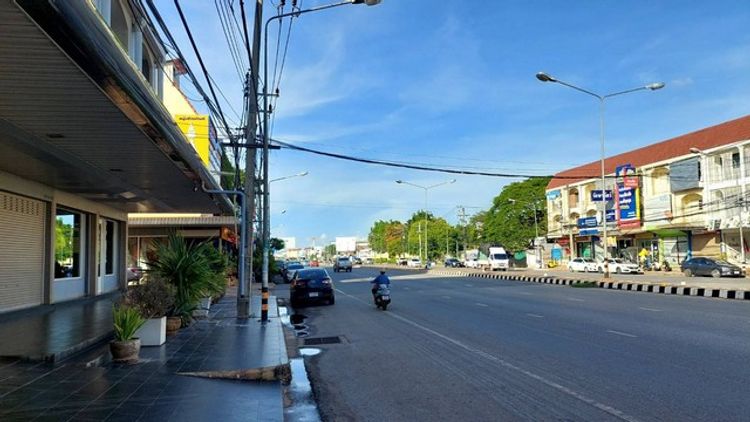 ขายอาคารพาณิชย์ 3 ชั้น ถ.มิตรภาพ ใกล้ร้านต้อยอาหารทะเล จ.หนองคาย  ZP034, ภาพที่ 4