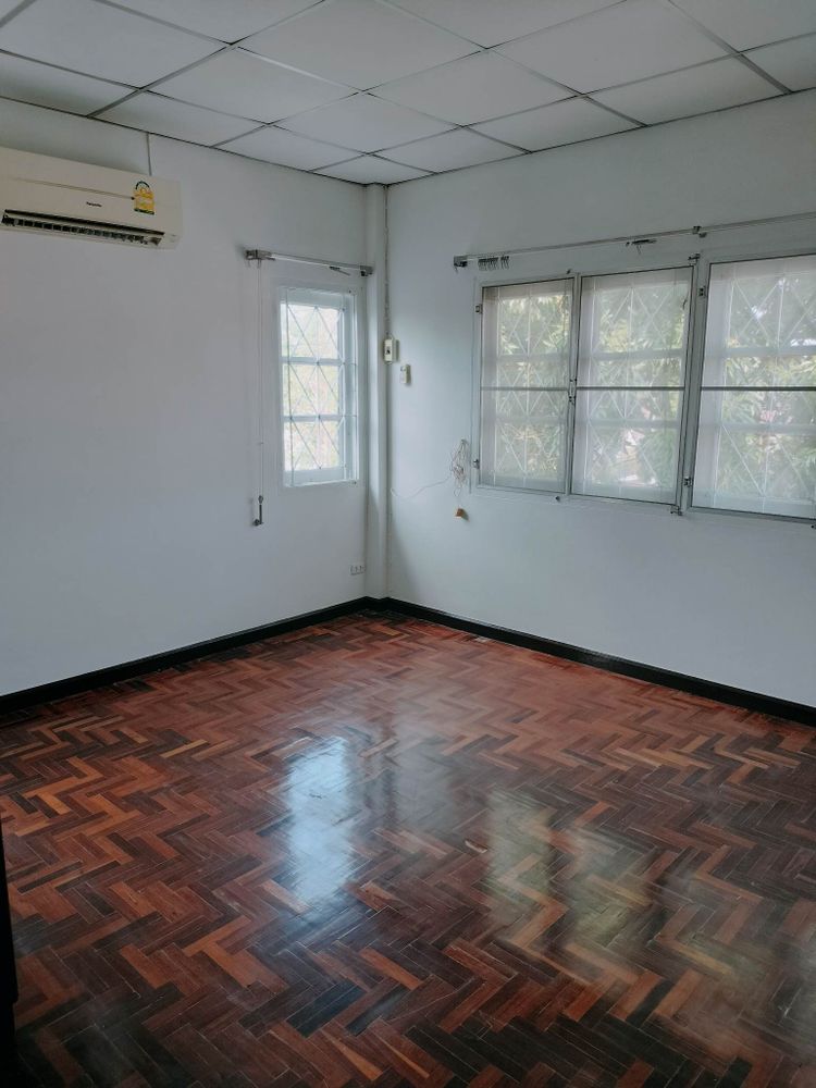 5C4MG0579 ขายบ้านเดี่ยวสองชั้น 3 ห้องนอน   2 ห้องน้ำ   1 ห้องรับแขก    , ภาพที่ 4