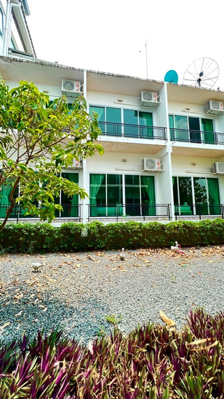 ขายโรงแรมโฆษิตวันพร้อม ที่ดิน 2 ไร่ 3 งาน 47 ตรว.  อ.บึงสามพัน , ภาพที่ 4