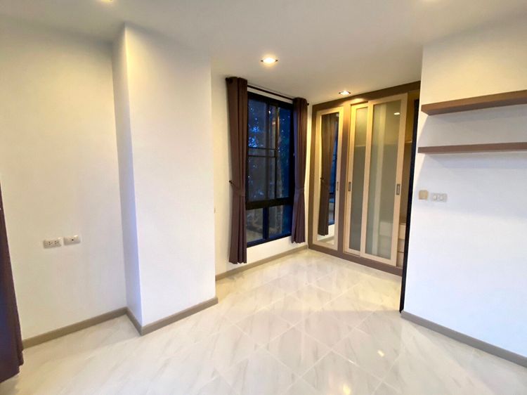 ขายคอนโด The Ultimate 2 Serviced Condo (ใกล้โรงเรียนกวงฮั้ว) ห้องมุม, ภาพที่ 4