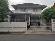 ขายบ้านเดี่ยว 3 ชั้น 59 ตร.วา ม.ลาดพร้าววิลเลจ นาคนิวาส 42