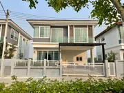 ขายบ้านเดี่ยวพร้อมอยู่โซนหน้าสวน ที่ดิน 55 ตรว โครงการเดอะแกรนดีโอส์วิลล์ ลาดหลุมแก้ว ปทุมธานี