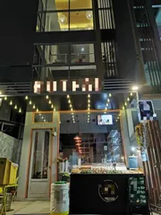 MRT ศูนย์วัฒนธรรม รัชดา3-7 For Rent-Sale อาคาร 4 ชั้น  Hostel Cafe & Bar ใจกลางเมือง Esplanard  Big-C