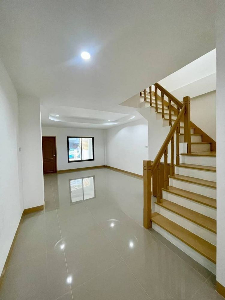 ขาย ทาวน์โฮม ในโครงการ หมู่บ้าน เคซี คลัสเตอร์ เคซี 7 แขวงสามวาตะวันตก, ภาพที่ 4