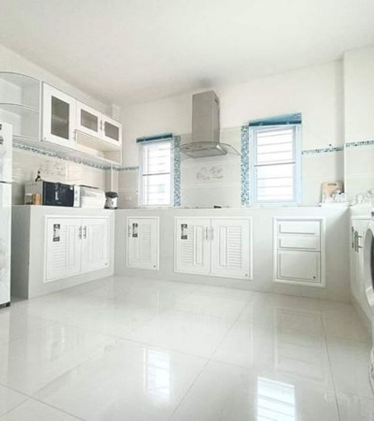 บ้านใหม่ ฮวงจุ้ยดีมาก ทำเลใกล้พืชสวนโลก 750 เมตร พร้อมเฟอร์นิเจอร์ครบ , ภาพที่ 4