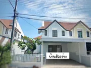 ขายบ้านแฝด 2 ชั้น หมู่บ้านคันทรีปาร์ค3 ซอยสารพัดช่าง ห้วยกะปิ รีโนเวทให้ใหม่ ใกล้จตุจักรชลบุรี เมืองชลบุรี 