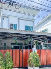 บ้านแฝด หมู่บ้าน ร่มเย็น3 แจ้งวัฒนะ ใกล้รถไฟฟ้าสายสีแดง สถานีหลักสี่ (B5977)