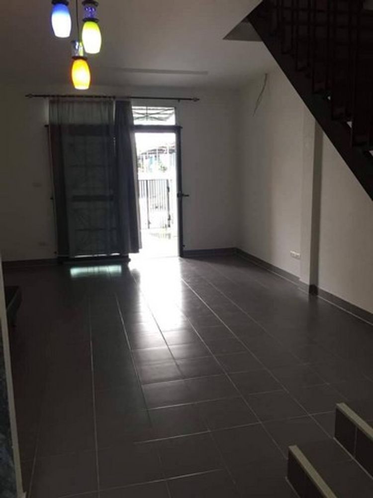 ขายทาวน์โฮม 2 ชั้นหมู่บ้านฟอเรสต้า 7 (เจ้าของขายเอง) ตำบลมาบตาพุด, ภาพที่ 4