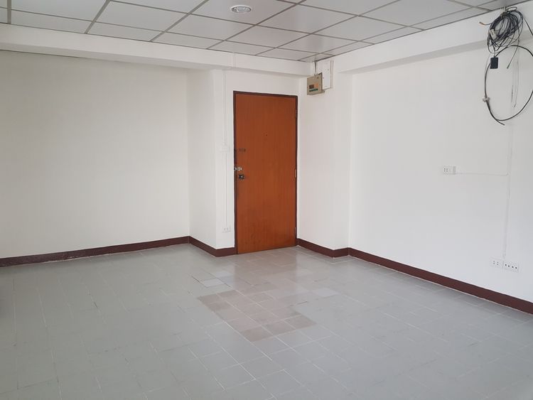 ขาย เจริญกรุงคอนโดมิเนียม 2 ห้องมุม 29.29 ตร.ม. ชั้น 5 ห้องเปล่า, ภาพที่ 4