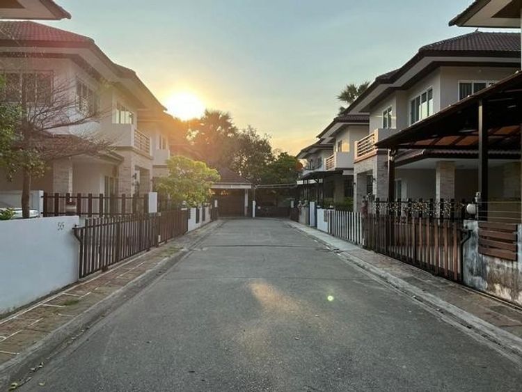 ให้เช่า บ้าน ในโครงการ บ้านราณีสิริ เกษตร-นวมินทร์ แขวงจรเข้บัว, ภาพที่ 4