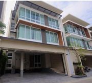 ให้เช่าบ้านเดี่ยว พร้อมสระว่ายน้ำอินทามระสามเสนใน พญาไท  215,000 บาท