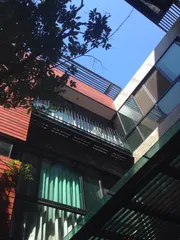 บ้านเดี่ยว 3 ชั้น  สไตล์ modern ใกล้อารีย์ พหลโยธิน