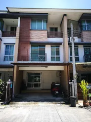 ให้เช่าบ้านทาวน์เฮ้าส์ 3ชั้น Plus City Park (ศรีนครินทร์-สวนหลวง) บ้านสภาพดี พร้อมเข้าอยู่ ทำเลดีมากติดรถไฟฟ้า