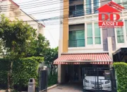 ขายทาวน์โฮม3ชั้น บ้านกลางเมือง รัชดา 36 หลังมุม มีเนื้อที่เหลือ