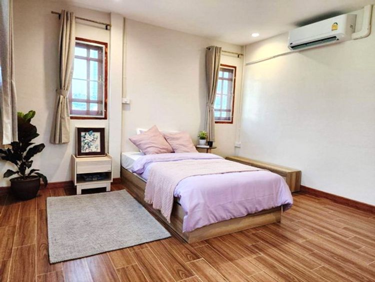 ให้เช่า บ้าน ในโครงการ บ้านเดี่ยว 3 ชั้น เจริญนคร 58 แขวงสำเหร่, ภาพที่ 4