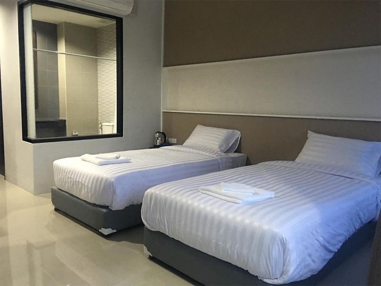 ขายด่วน! โรงเเรม3ชั้น 69ห้อง ที่จอดรถกว้าง ตั้งอยู่กลางใจเมืองมหาสารคาม, ภาพที่ 4