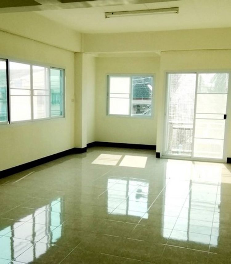 ขายอาคารพาณิชย์3ชั้น ติดถนน ต.ท่าผา อ.เกาะคา จ.ลำปาง ZN449, ภาพที่ 4