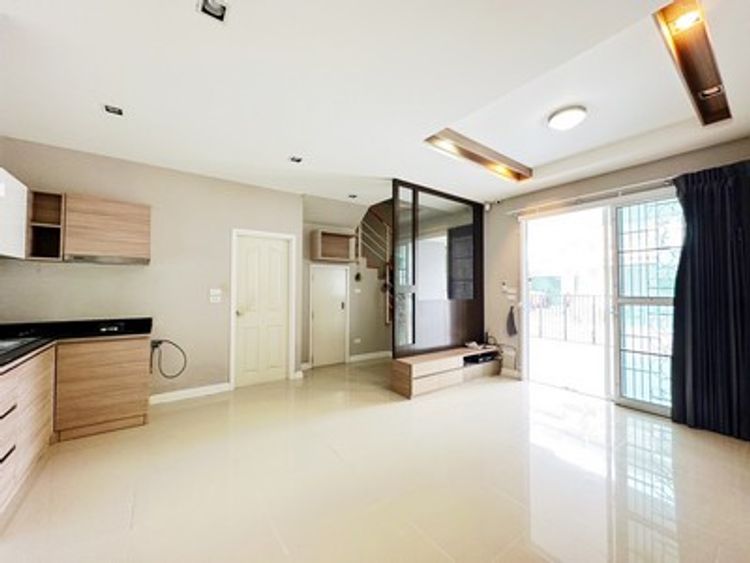 ขายทาวน์เฮ้าส์ หมู่บ้านวิรัลพัชร (Baan Wiranphat) อ่อนนุช 39, ภาพที่ 4