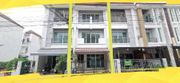 ขาย ทาวน์โฮม  3 ชั้น ลาดพร้าว101 แยก 38  ซ.โพธิ์แก้ว นวมินทร์ 
การเดินทางสะดวก  เข้าออกได้หลายช่องทาง  สามารถทะลุ ซ.ลาดพร้าว 107 บ้านกลางเมือง ลาดพร้าว 101 430 ตรม. 20 ตร.วา 3 ชั้น ใจกลางเมือง การเดินทางได้หลายช่องทาง  ถ.ลาดพร้าว-บางกะปิ    ถ.เกษตร-นวมินทร์
