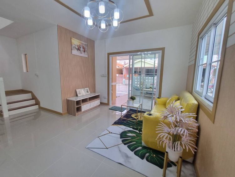 บ้านแฝด 2ชั้น สไตล์มูจิ มินิมอล รีโนเวทใหม่ ตกแต่งพร้อมอยู่ 33 บางคูรัด, ภาพที่ 4