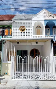 พร้อมขาย! บ้านรีโนเวทใหม่แถมเฟอร์ย่านรามอินทรา ใกล้ รฟฟ.สถานีคู้บอน หมู่บ้าน บก.ทหารสูงสุด ถ.รามอินทรา 46 รามอินทรา คันนายาว กรุงเทพ ใกล้ บิ๊กซี โลตัส เซ็นทรัล