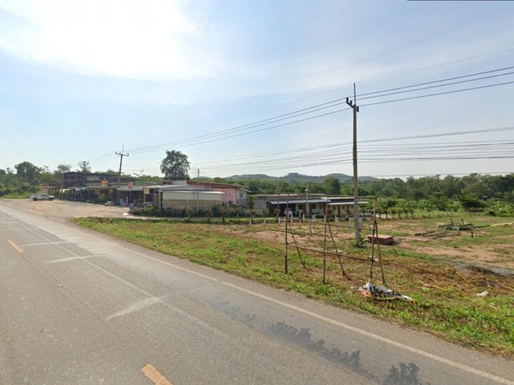 ขาย ที่ดินริมถนน 2235 ปากช่อง 23 ไร่ 0.7 ตร.วา เหมาะทำกิจการรีสอร์ท, ภาพที่ 4
