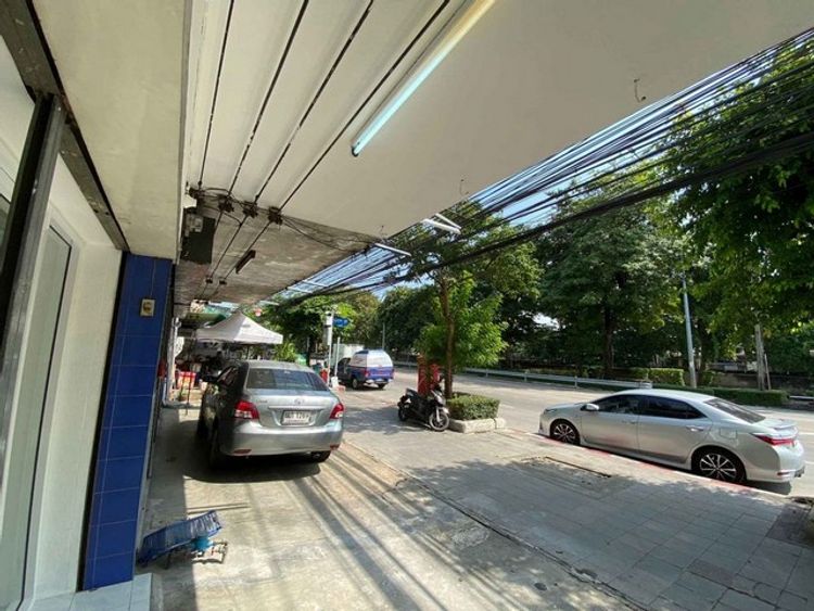 ให้เช่าอาคารพาณิชย์ 3 ชั้น รีโนเวทใหม่ ติดถนนประชาชื่น​ หรือทำธุรกิจ, ภาพที่ 4