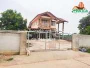 ที่ดินพร้อมบ้านเดี่ยว 2 ชั้น ซอยบ้านดอนหัน ตำบลโพธิ์ชัย อำเภอเมือง หนองบัวลำภู เนื้อที่ 300 ตารางวา