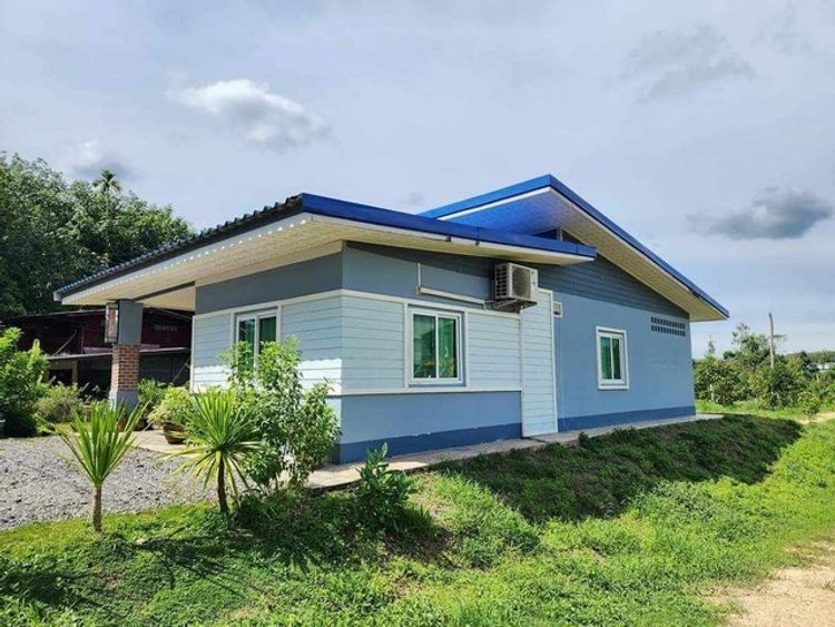 ขายลดราคาบ้านใหม่พร้อมสวนทุเรียนสวยๆ ใกล้ถนนสุขุมวิท เขตห้วยยาง อ.แกลง, ภาพที่ 4
