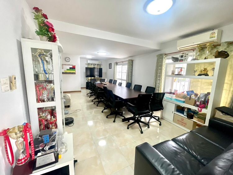 ขายบ้านแฝด หมู่บ้านบ้านสวนวิวเขา ซอยสารพัดช่าง ห้วยกะปิ ชลบุรี, ภาพที่ 4