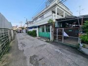 ขาย บ้านเดี่ยวทำเลดี ซอยเพชรเกษม28  บางหว้าและMrt.บางไผ่ พื้นทีใช้สอยเยอะมาก