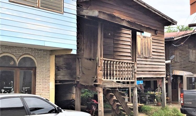 ขายบ้านครึ่งตึกครึ่งไม้    อำเภอเมืองสกลนคร  สกลนคร (PKK02-15501), ภาพที่ 4