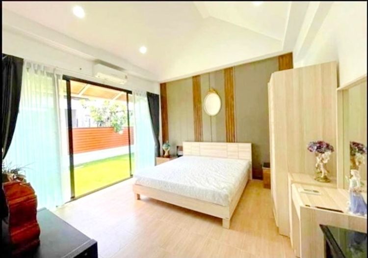 ชลบุรี  ให้เช่าบ้านเดี่ยว1ชั้น ร่มรื่น สยามคันทรีคลับน่าอยู่ เฟอร์ครบ , ภาพที่ 4