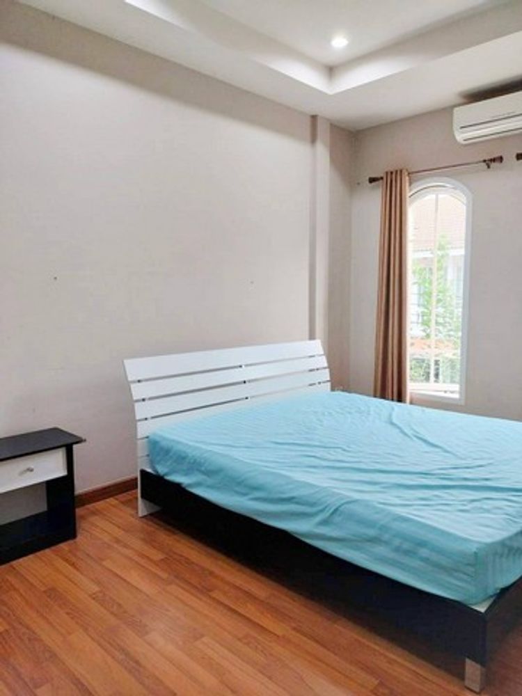 ให้เช่าทาวน์โฮม 2 ชั้น พร้อมอยู่ หมู่บ้านเปี่ยมสุขทัสคานี, ภาพที่ 4