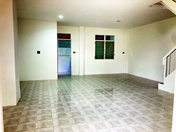 รพ.สิริเวช 32ตรว. 232ตรม.เซ็นทรัล จันทบุรี  ทาวน์เฮ้าส์2ชั้น แปลงมุม , ภาพที่ 4