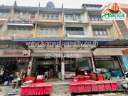 อาคารพาณิชย์ 3 ชั้นครึ่ง ตำบลตลาดหลวง อำเภอเมือง จังหวัดอ่างทอง ติดถนนสุวพันธ์