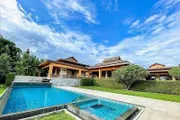 ASS1786 Pool villa ชั้นเดียว ติดแม่น้ำปิง มี 4 ห้องนอน 6 ห้องน้ำ 1 ห้องรับแขก ขนาดที่ดิน   2 ไร่ 47 ตรว.  พื้นที่ใช้สอย 1,200 ตรม.  ให้เช่า 150,000 บาทต่อเดือน 