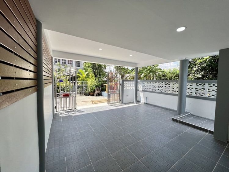 ลดราคา ขายทาวน์เฮ้าส์ 2ชั้น ม.บ้านเรือนขวัญนนทบุรี ซอย เรวดี 81, ภาพที่ 4
