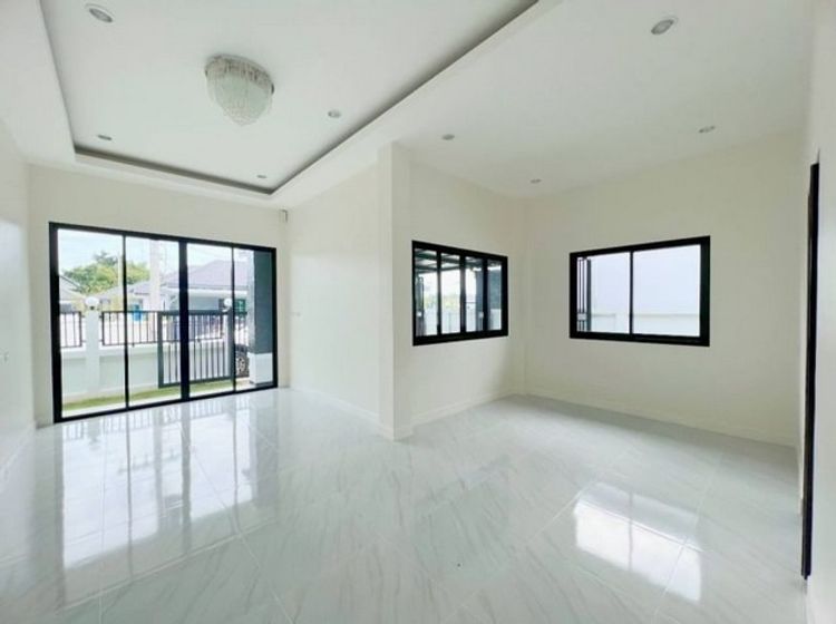 บ้านสร้างใหม่ พร้อมเข้าอยู่  สันนาเม็ง ใกล้เมือง   , ภาพที่ 4